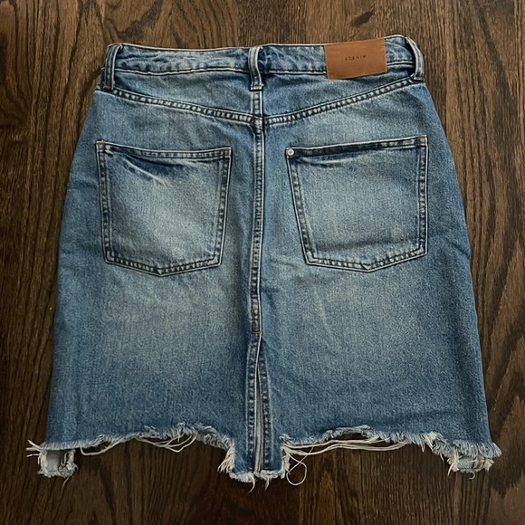 High rise jean skirt - Picture 2 of 2